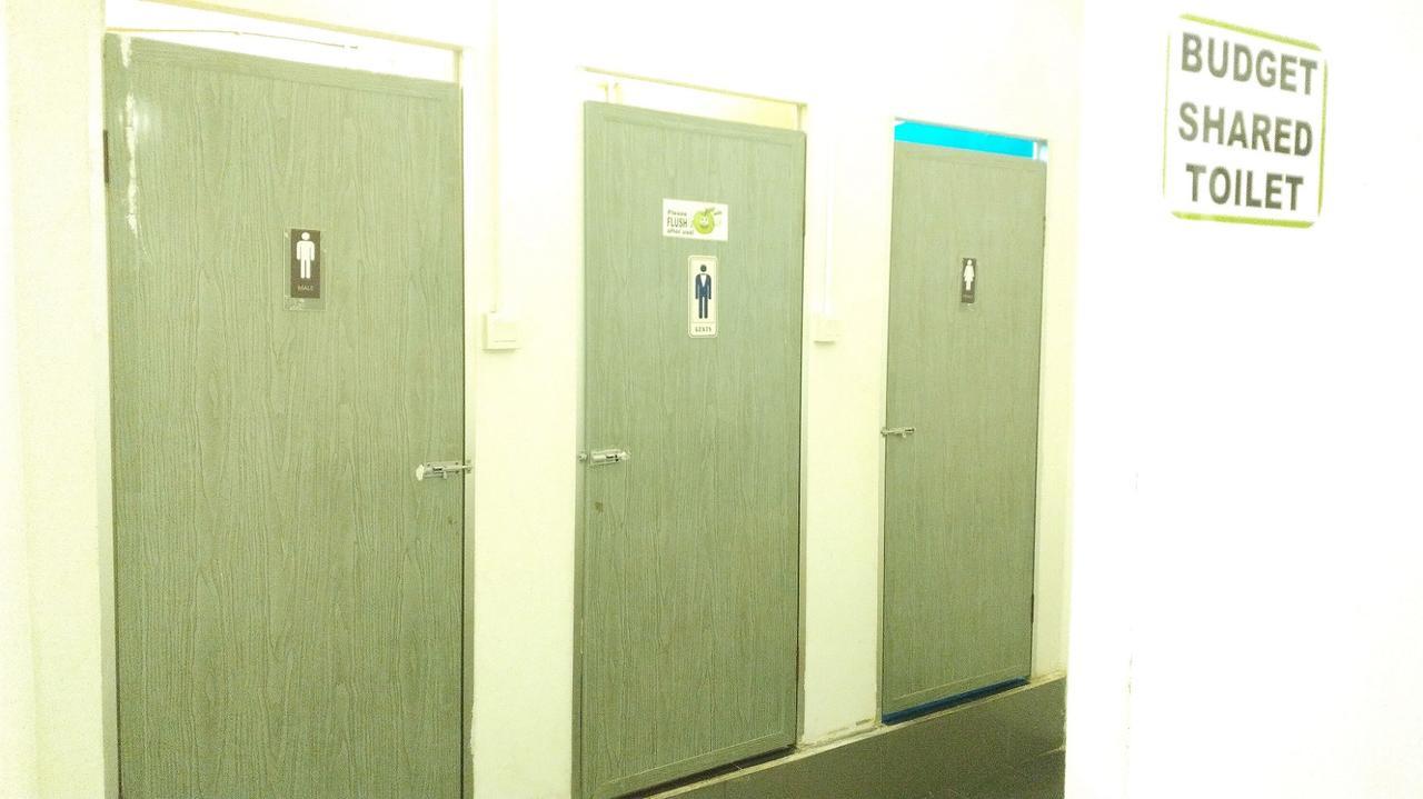 Apple 1 Hotel Budget Gelugor Bagian luar foto
